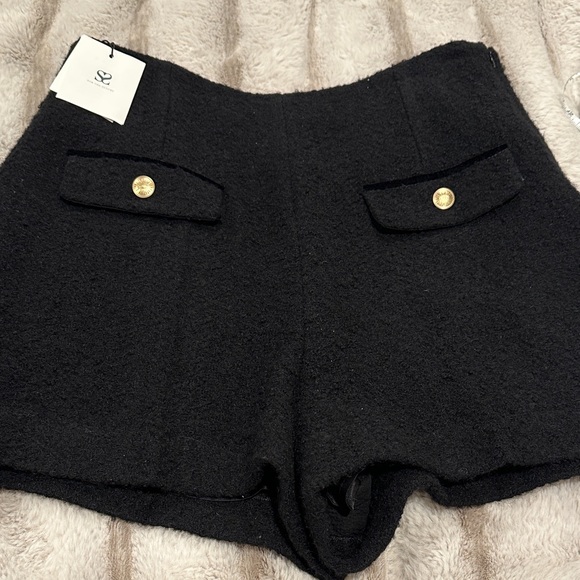 Sandro Elegant Black Women's Shorts